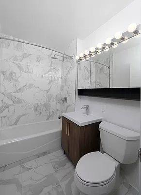 Building Photo - 4 bedroom in NEW YORK NY 10038