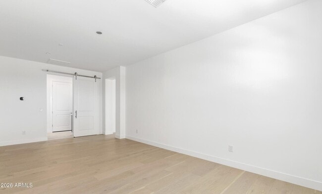 Building Photo - 11300 N Casa Dega Dr