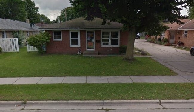 Building Photo - 845-847 Abrams St