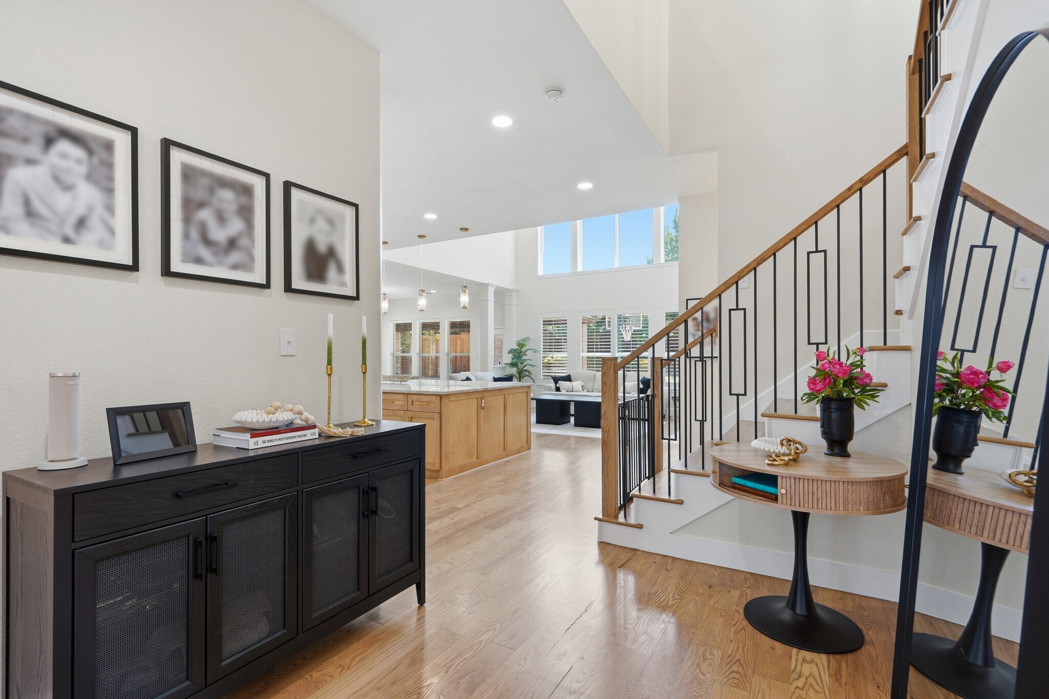 Building Photo - 5315 Cree Dr