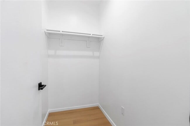 Building Photo - 2515 Alsace Ave