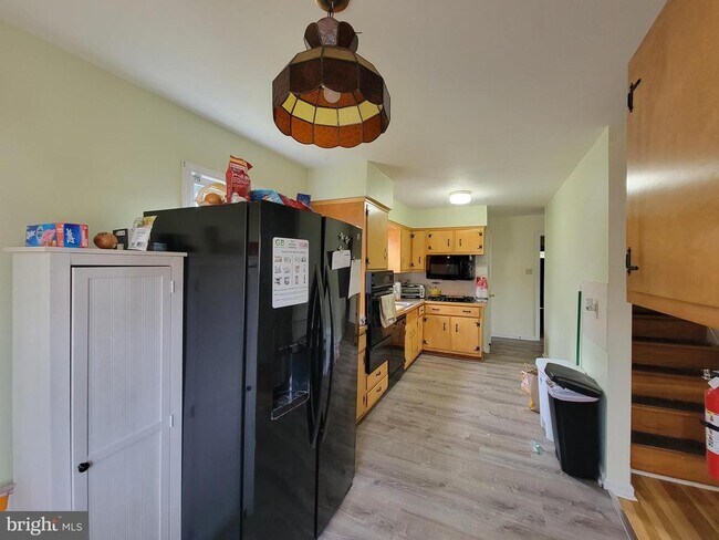 Building Photo - 212 Cornell Rd