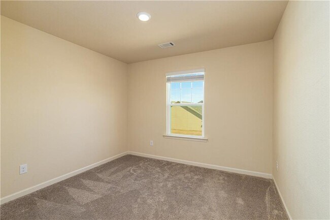 Building Photo - 816 Walnut Creek Cir