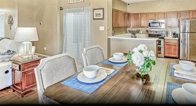 Building Photo - 209 Piccadilly Cir