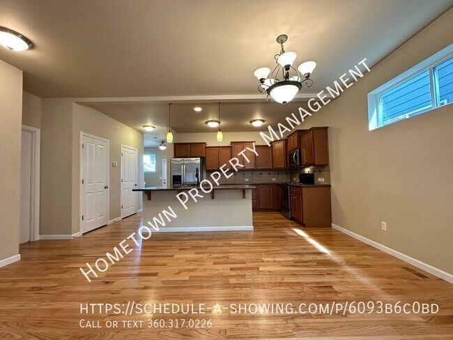 Building Photo - 4439 Fairweather St NE