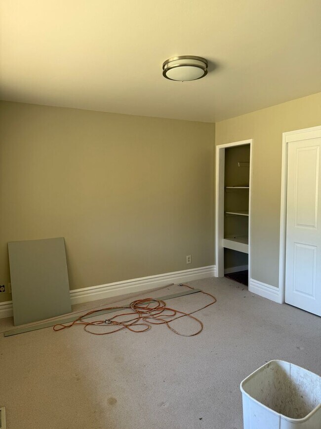 Building Photo - Beautiful 4/2.5 Granite Bay Home