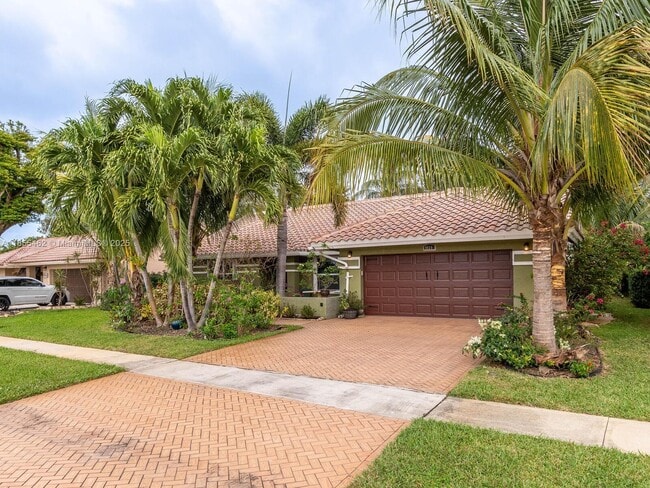 Building Photo - 9939 Majestic Way