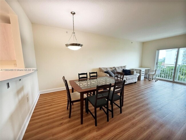 Building Photo - 50 Menores Ave