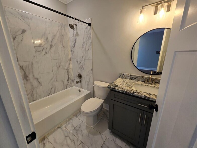 Building Photo - 61 Main St