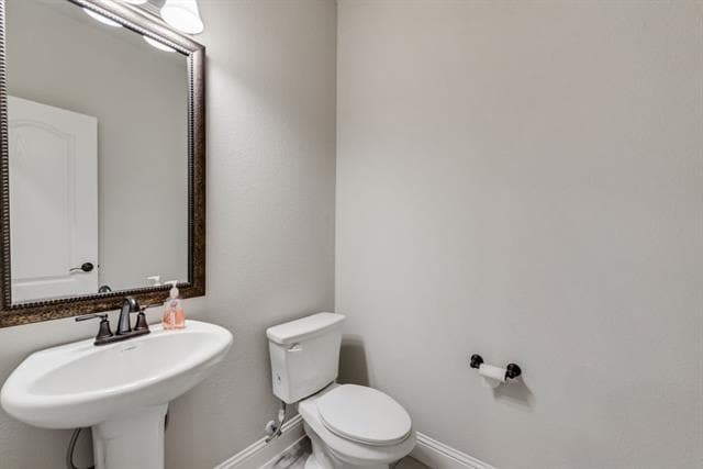 Building Photo - 527 Shadow Gln Trl
