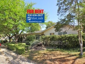 Building Photo - 708 Douglas Ln