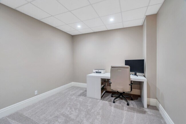 Building Photo - 2872 N Sorrel Dr