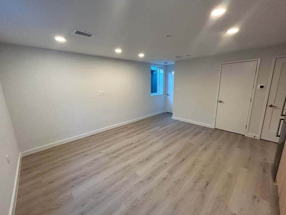 living room - 5517 41st St NW