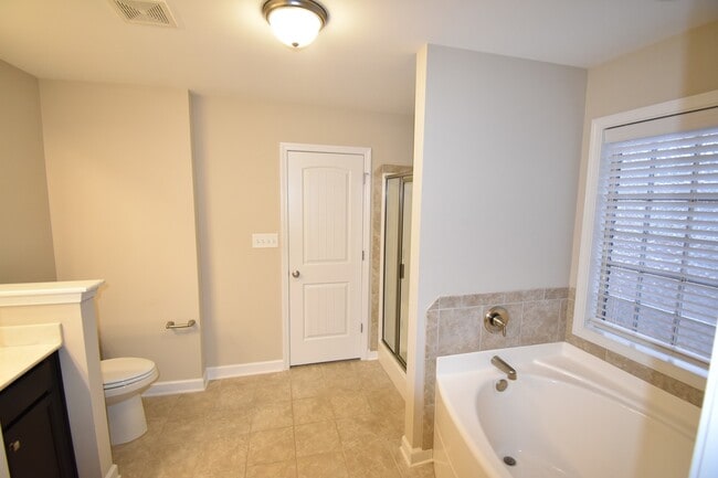 Building Photo - Coming Soon! 3 Bedroom and 2 Bath- Maples at Westgate