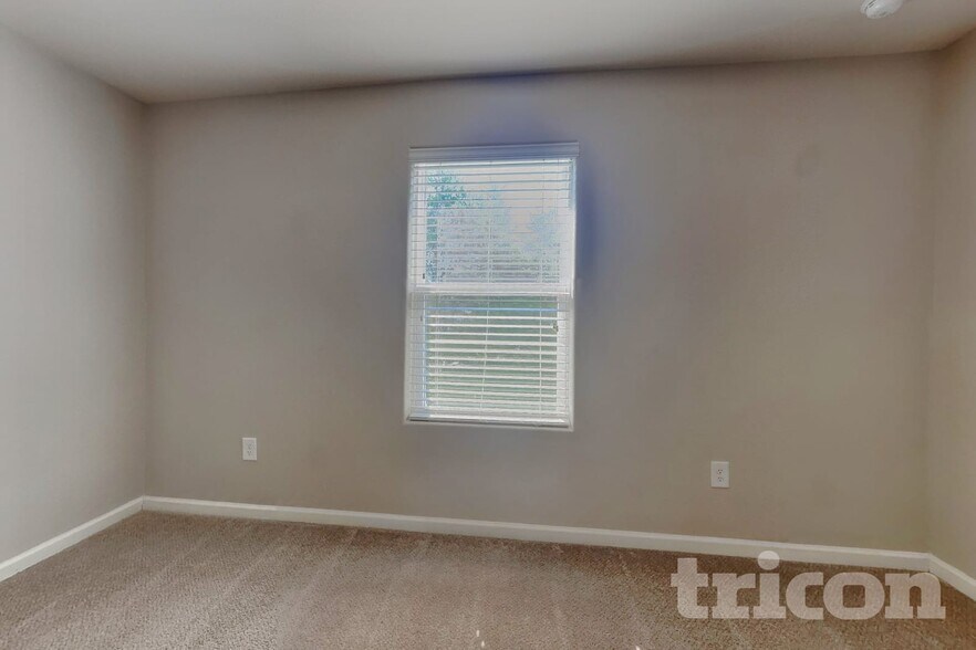 Building Photo - 4217 Piedmont Farms Way