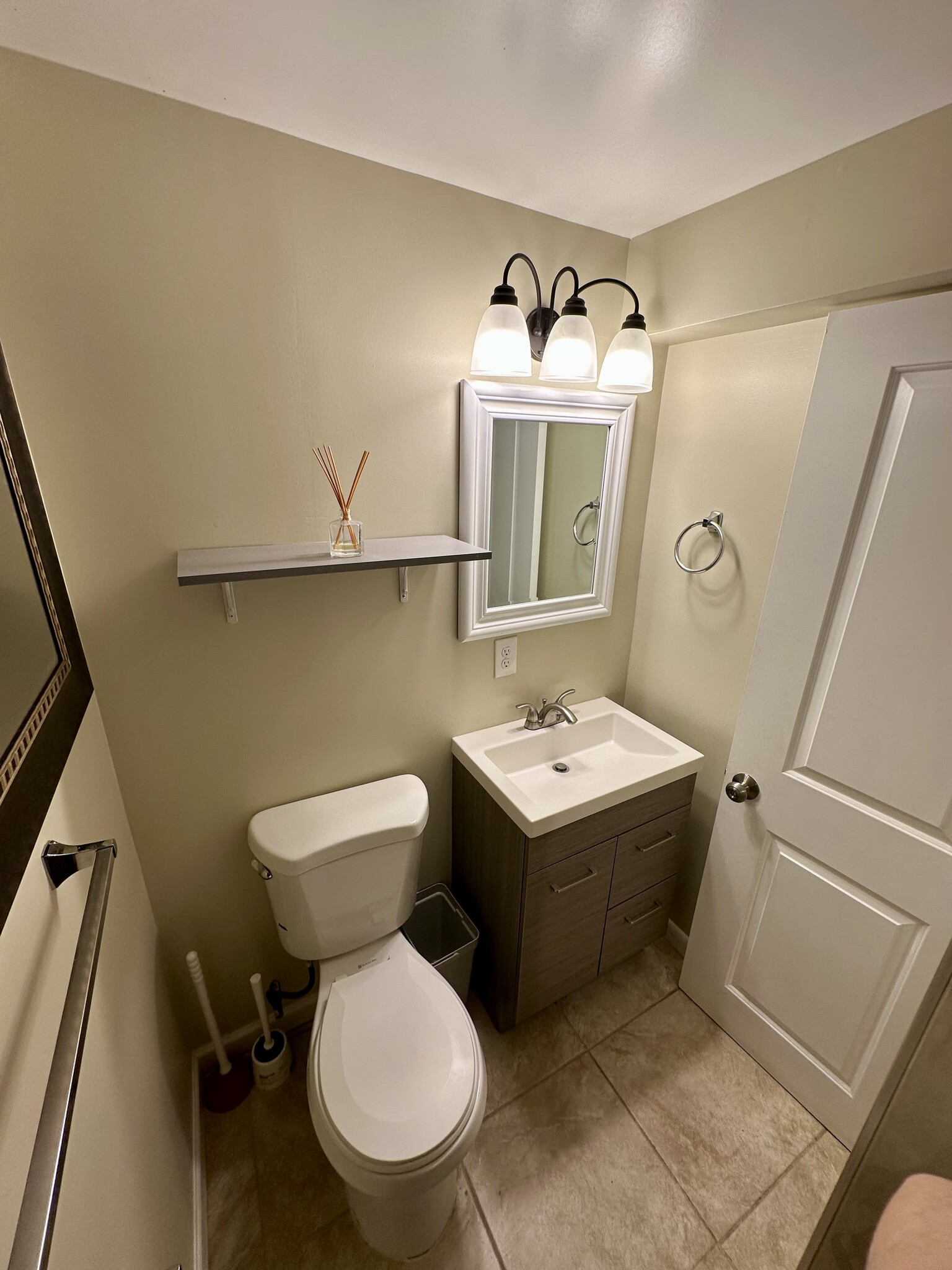Bathroom - 8500 Magnolia Dr