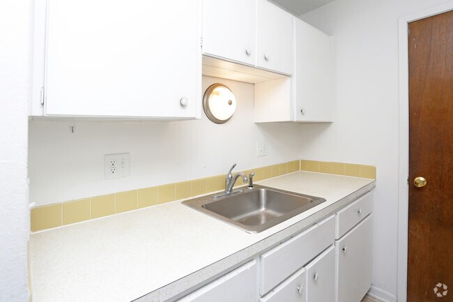 Kitchen - Bell Terrace Apartments