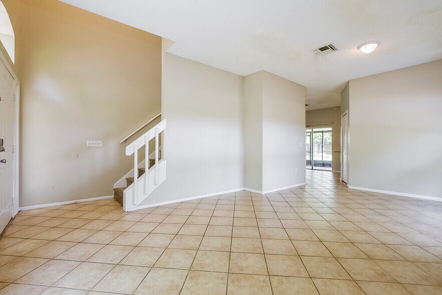 Building Photo - 67 Abbey Hollow Dr