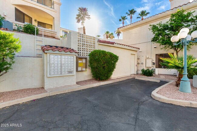 Building Photo - 16715 E El Lago Blvd