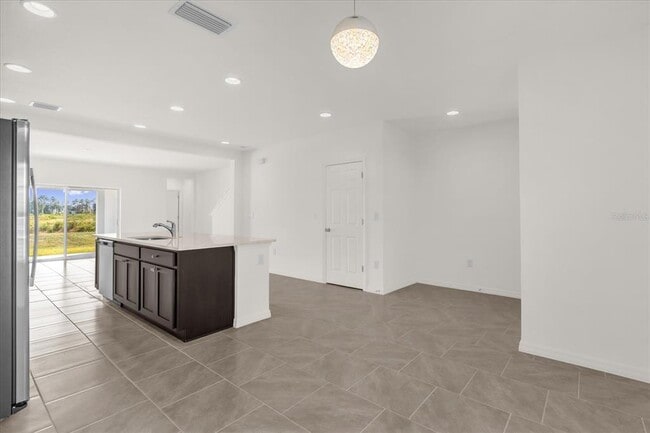 Building Photo - 1108 Sand Torch Cir