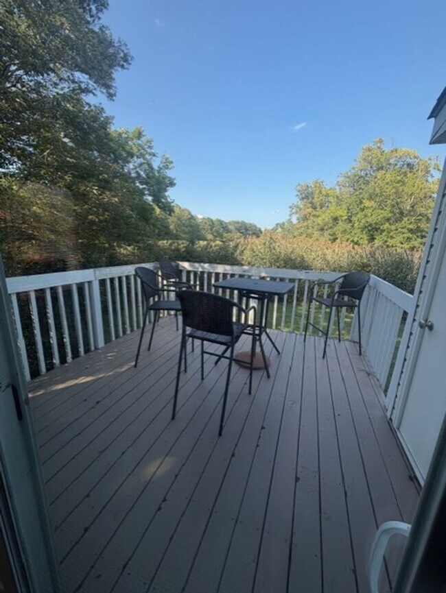 Building Photo - 801 Seawinds Ln