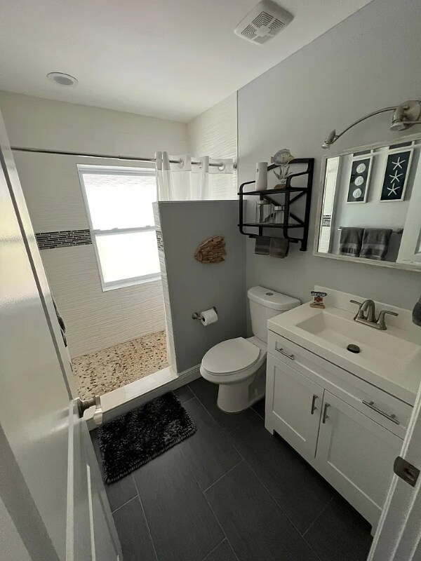 Building Photo - 420 Ribault Ave