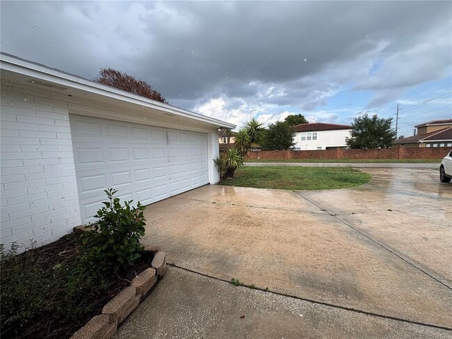 Building Photo - 4704 Telfair Dr
