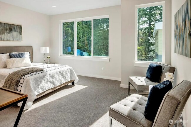 Building Photo - 17347 90th Dr NE