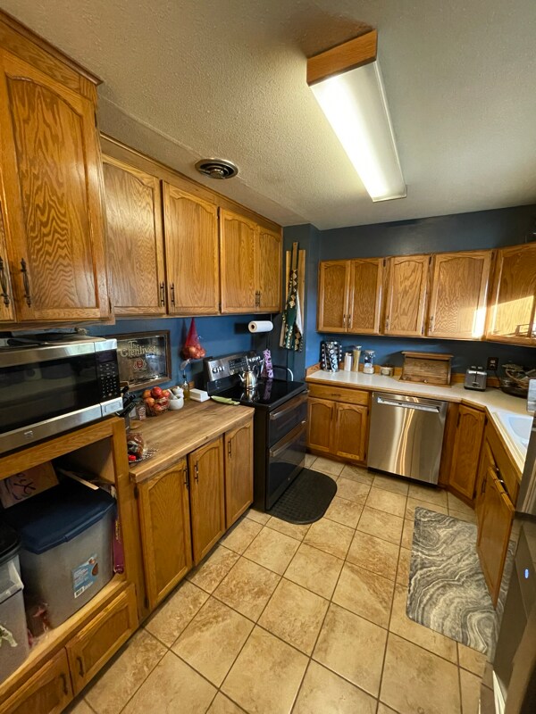 Building Photo - 1420 Concord Dr