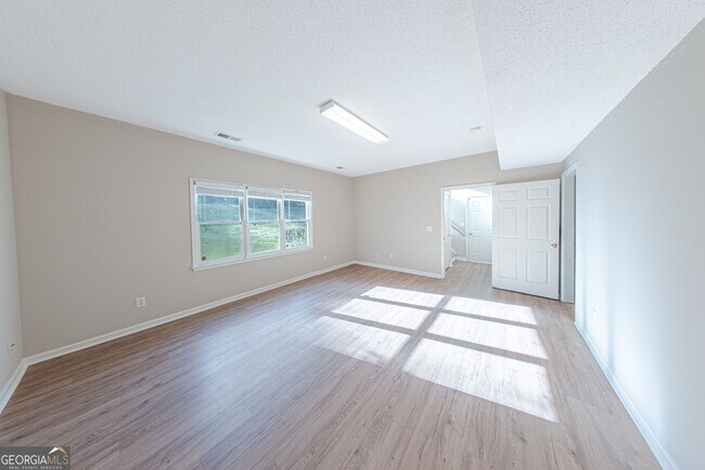 Building Photo - 2193 Northbrook Ridge NW