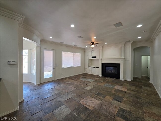 Building Photo - 9338 Wilderness Glen Ave