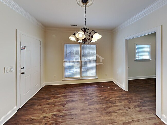 Building Photo - 1016 Rhett Pl