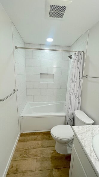Building Photo - 2510 S Althea St