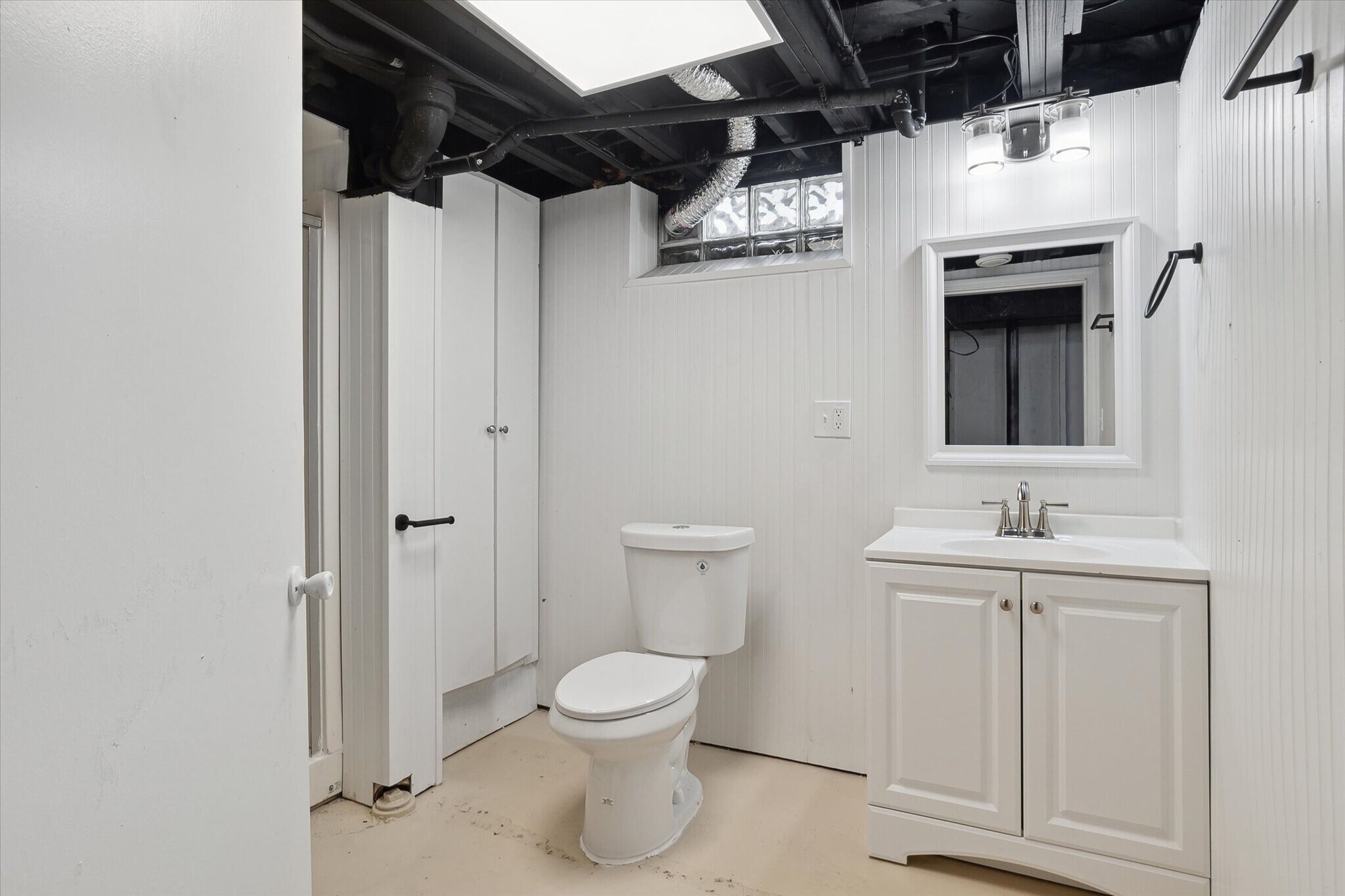 Extra full bathroom in the basement! - 9244 Northern Ave