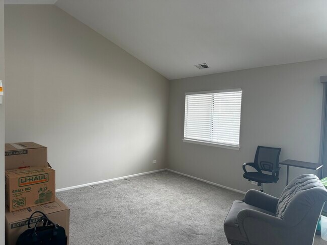 Building Photo - 608 Berkley Ct