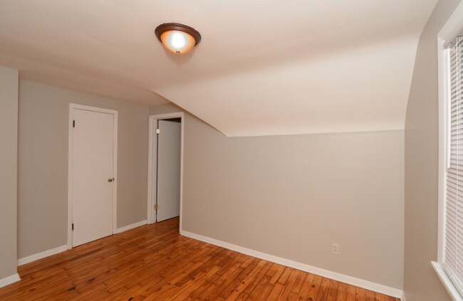 Building Photo - 12328 Grannis Rd