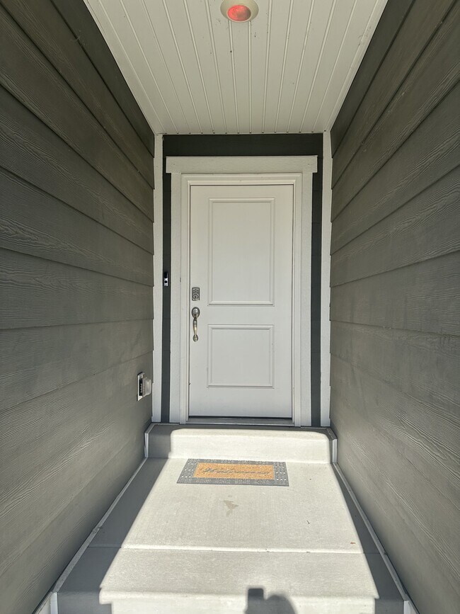 Building Photo - 287 Pier Ln