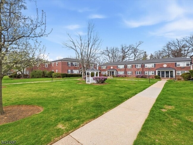 Building Photo - 115 Pitney Pl