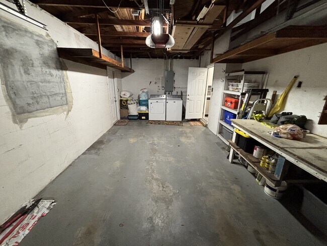 Building Photo - 11253 109th Ln N