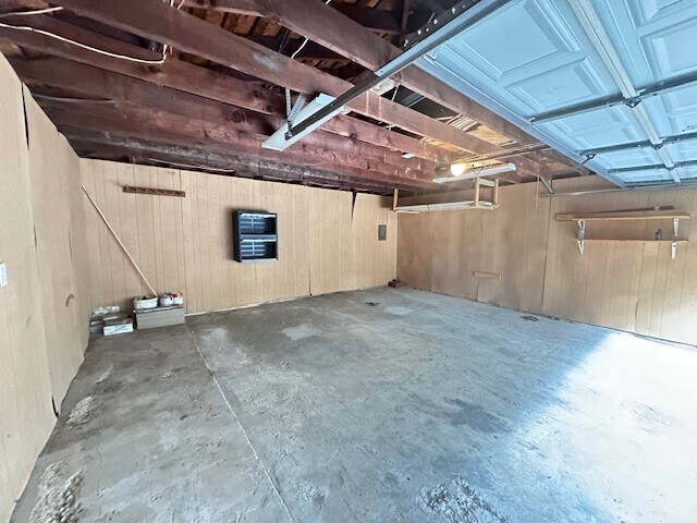 Building Photo - 9317 Lugary Dr