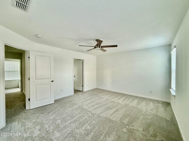 Building Photo - 4033 Haydon Burns Pl
