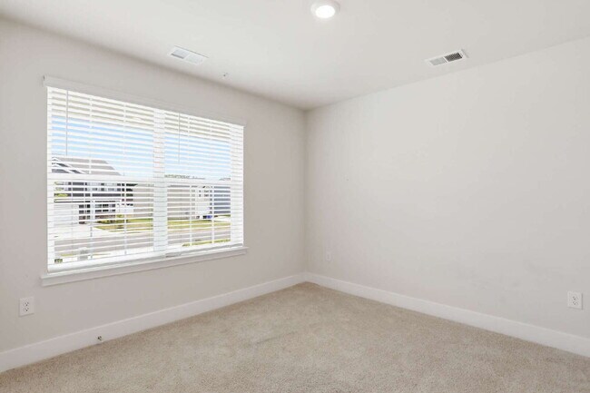 Building Photo - Welcome Home to This Beautiful 4-Bedroom Ranch-Style Gem