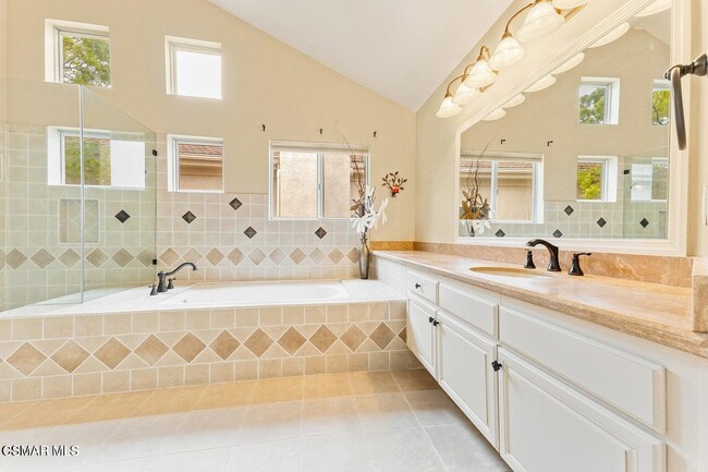 Building Photo - 22521 Blueridge Ct