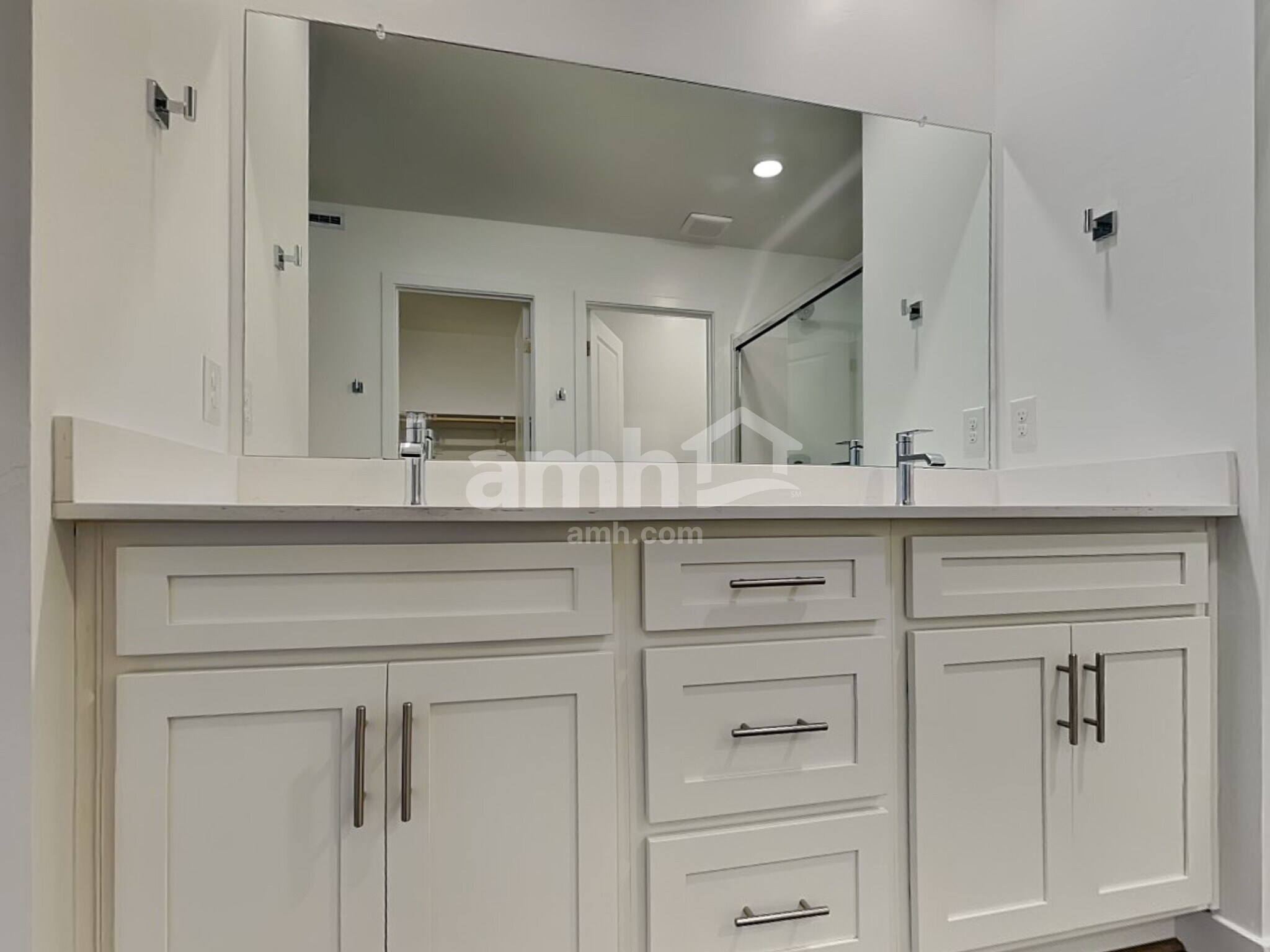 Building Photo - 6476 E Paseo Baranda