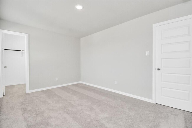 Building Photo - 4607 Dana Cove Dr