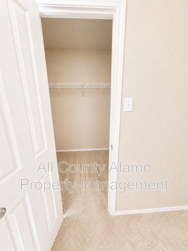 Building Photo - 4919 Celtic Cor