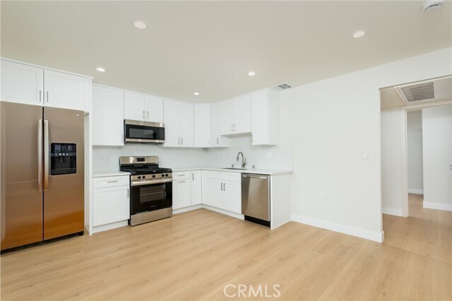 Building Photo - 4627 La Crescenta Ave