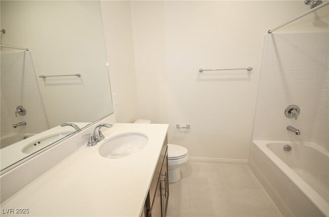 Building Photo - 552 Parkwind Ln