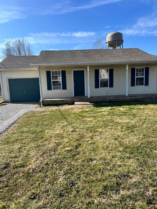 Primary Photo - Cute Single Family Home