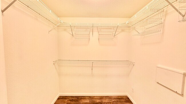 Building Photo - Bright & Lovely Two Story Townhome in the VistaMonte at San Luis Rey HOA Community of Oceanside!